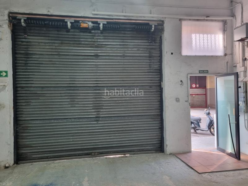 Foto 7469166f-af5a-491c-8aac-f6a8dcf4ef20. Local comercial a Eixample Mataró