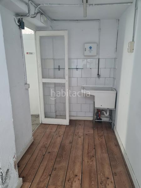 Foto b9406415-19c0-4e54-ab3b-dbde0d7ac12b. Local comercial a Eixample Mataró