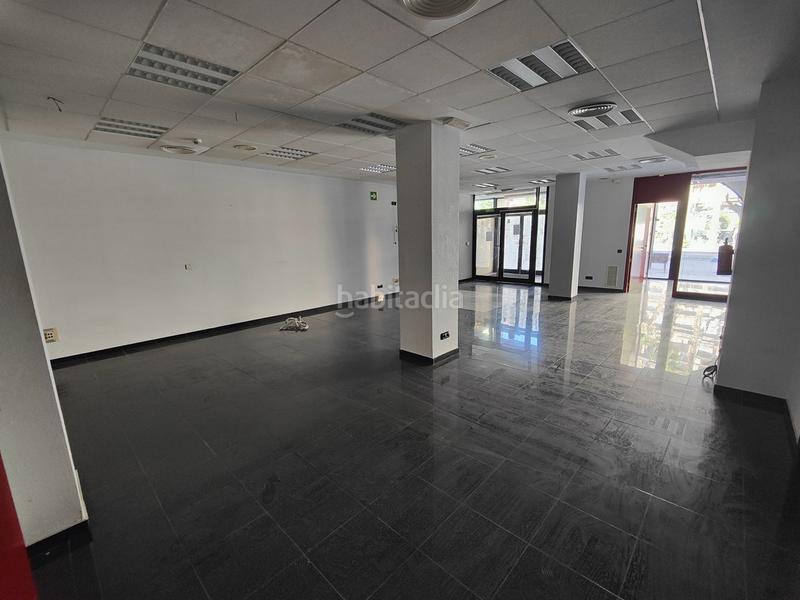 Foto 091cb3d9-cd97-4aec-bd05-8b9fb976146b. Local comercial a avinguda del país valencià 44 a Vila Joiosa (la)