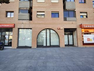 Locale commerciale in Avinguda del País Valencià 44