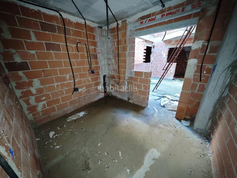 Foto d34ea351-bd3d-4556-90e5-4e8f5c4bfa0f. Edifici a avinguda d'alacant 8 a Parcent
