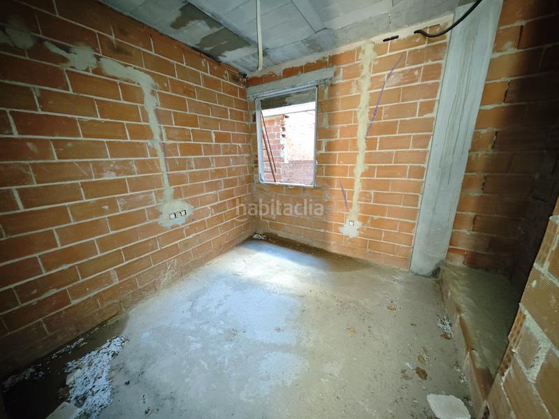 Foto eb253e97-7b00-4935-a5ba-6643328abd80. Edifici a avinguda d'alacant 8 a Parcent