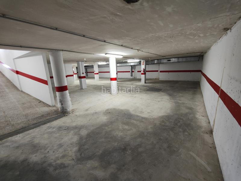Foto 0aba8be6-7a58-493f-a6a7-2d9f270b7d9e. Autoparkplatz in avenida valencia 25 in Pego