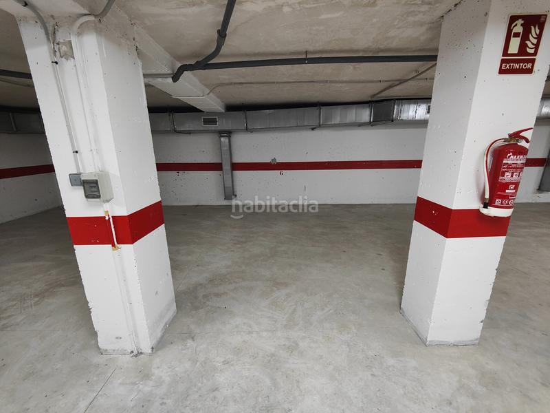 Foto 58cee6e2-3cdc-431a-ab5d-b73978762bba. Autoparkplatz in avenida valencia 25 in Pego