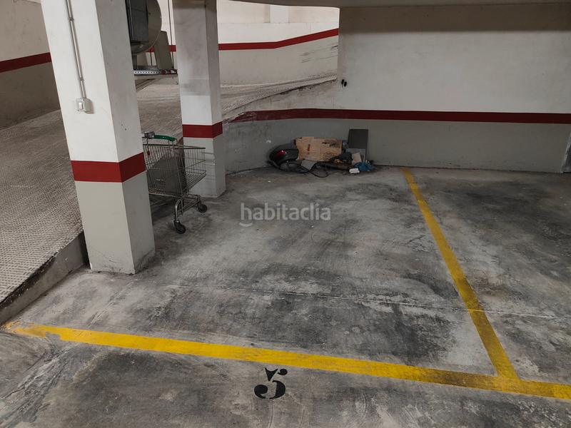 Foto 723cb3f2-8711-43af-8dcf-6baf8a2e168c. Autoparkplatz in carrer beniteixir 7 in Font d´en Carròs (la)