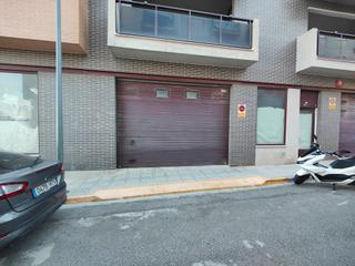 Parking coche en Carrer beniteixir 7. Garaje en el centro de la font d'en carros