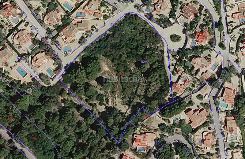 Foto d7716fae-60ed-48fd-89b1-99c002b6040f. Terreny residencial a carrer la morena 24 a Cala Advocat-Baladrar Benissa