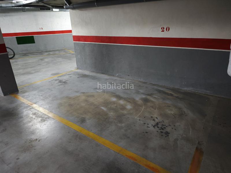 Foto a1f25023-fbd6-411c-a6c0-ac61a45d80d3. Parking voiture dans carrer de sant joan bosco 37 dans Campello (el)