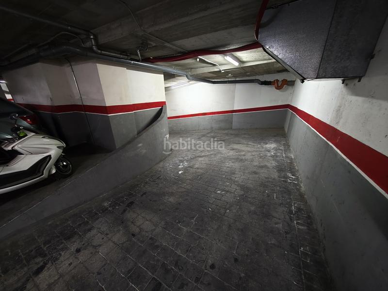 Foto 8f51a602-dfe5-429e-bafe-a137dd6f6df4. Parking voiture dans carrer de sant joan bosco 37 dans Campello (el)