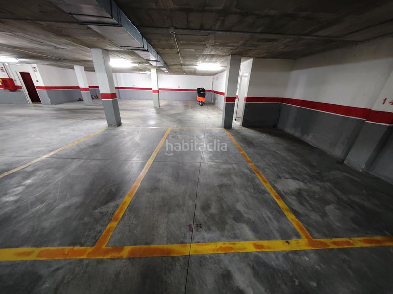 Foto e35c4da0-f462-49f0-a33d-5e786c707e8a. Aparcament cotxe a carrer de sant joan bosco 37 a Campello (el)