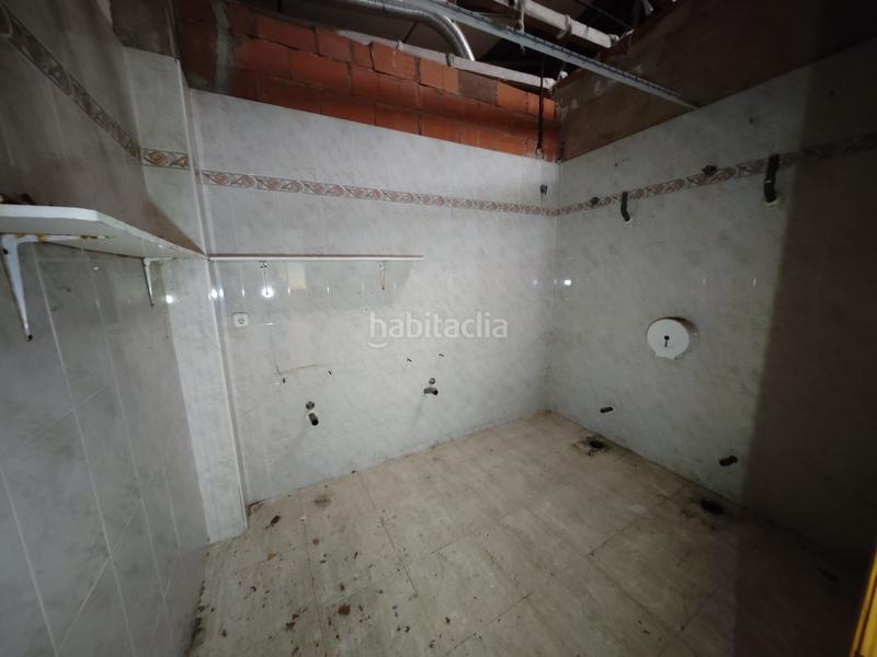 Foto 06c4a1ba-8a69-498a-8fc9-d790e1788cdc. Local comercial a carrer sant pere 68 a Plaza Elíptica - República Argentina Gandia