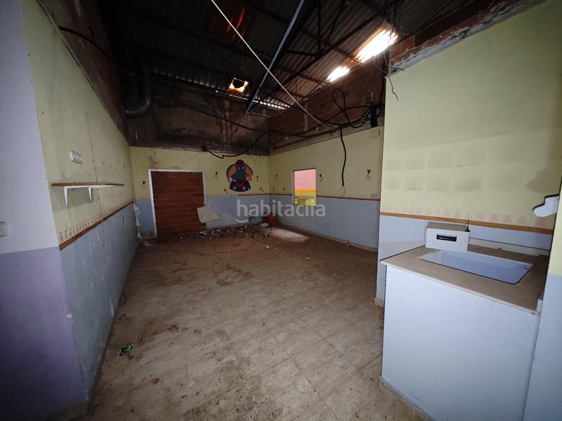 Foto 12199fbb-01af-4767-b78d-9d13373b44a4. Local comercial a carrer sant pere 68 a Plaza Elíptica - República Argentina Gandia