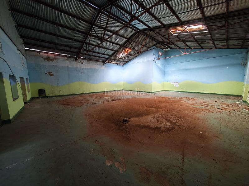 Foto 2a8b7ac5-817f-4510-a3e2-746f8edf2a88. Local comercial a carrer sant pere 68 a Plaza Elíptica - República Argentina Gandia