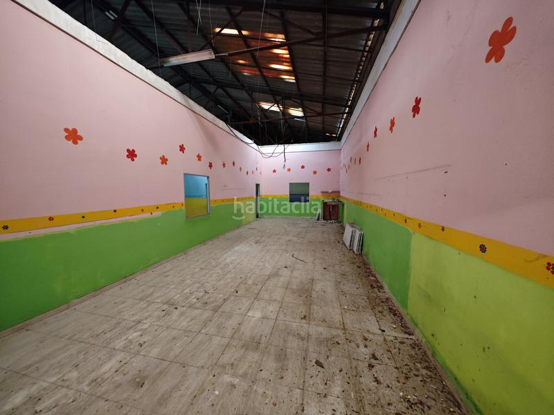 Foto a1b07a92-5e69-43c3-89de-4cc05cf5f9ee. Local comercial a carrer sant pere 68 a Plaza Elíptica - República Argentina Gandia