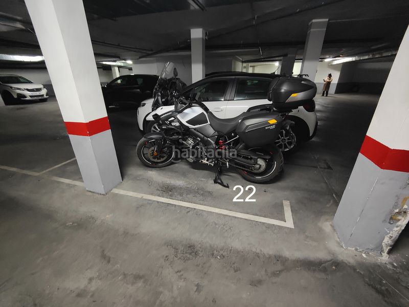 Foto 183364ae-6c5d-432d-957e-296eaf4d2518. Motorradparkplatz in carrer de santa anna 4 in Ondara