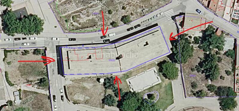 Foto 7296c745-69a1-419e-ad03-4852552288f8. Édifice dans carrer alcoi 8 dans Onil