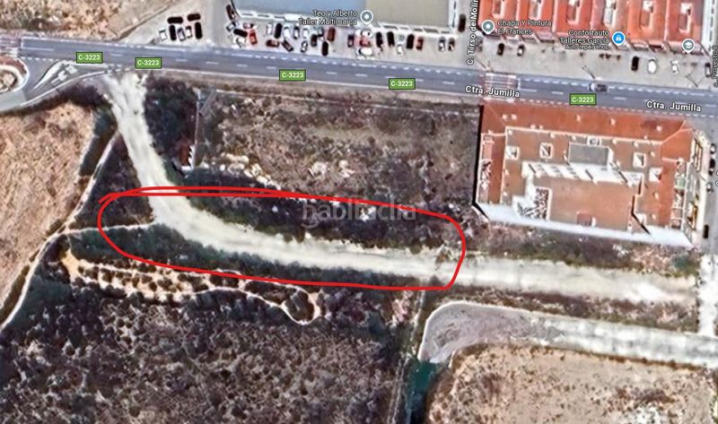 Foto bbb4e0ea-386f-4fa5-b164-cb2fd9147990. Terreno residencial en carretera jumilla 25 en Pinoso