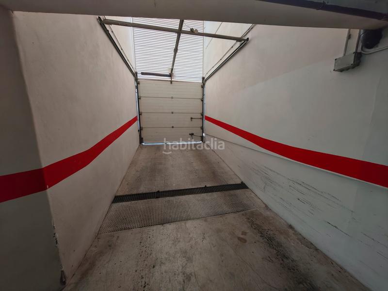 Foto 1f08030c-2e52-4bd9-a2d7-42031b057400. Aparcament cotxe a carrer gregori maians 5 a Ador