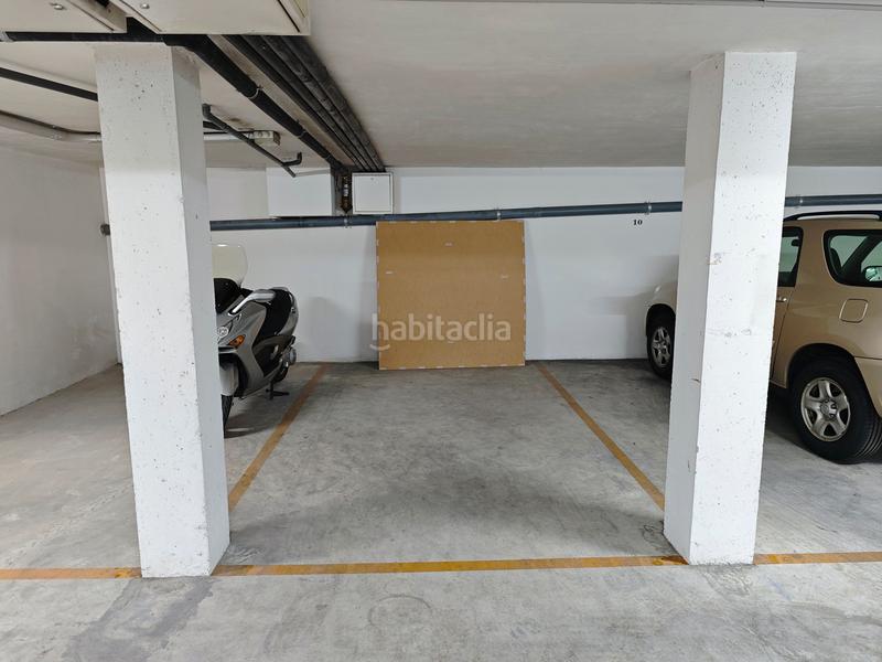 Foto b648d17a-4c32-4652-8949-c28a31bb60a5. Aparcament cotxe a carrer gregori maians 5 a Ador