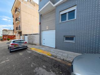Aparcament cotxe a Carrer gregori maians 5