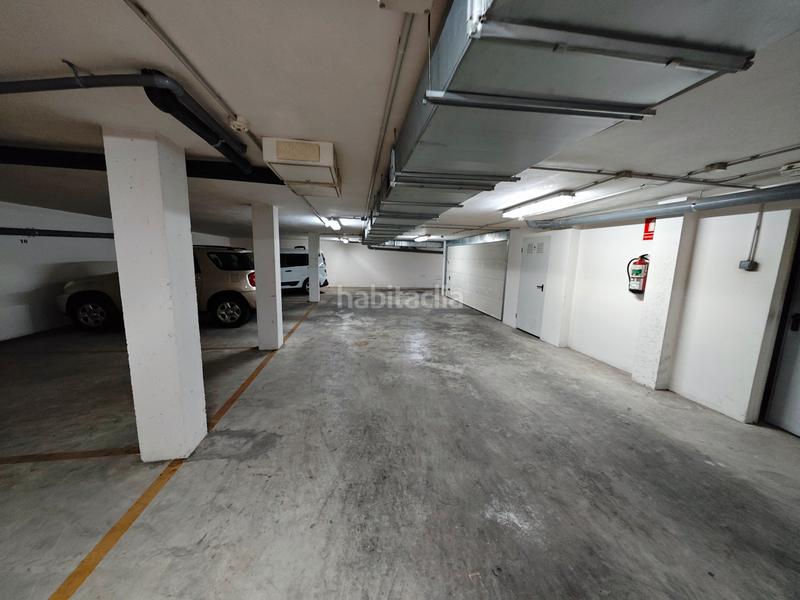 Foto 1d104bd2-83ba-42ae-a0c8-658a5e63e8cf. Aparcament cotxe a carrer gregori maians 5 a Ador