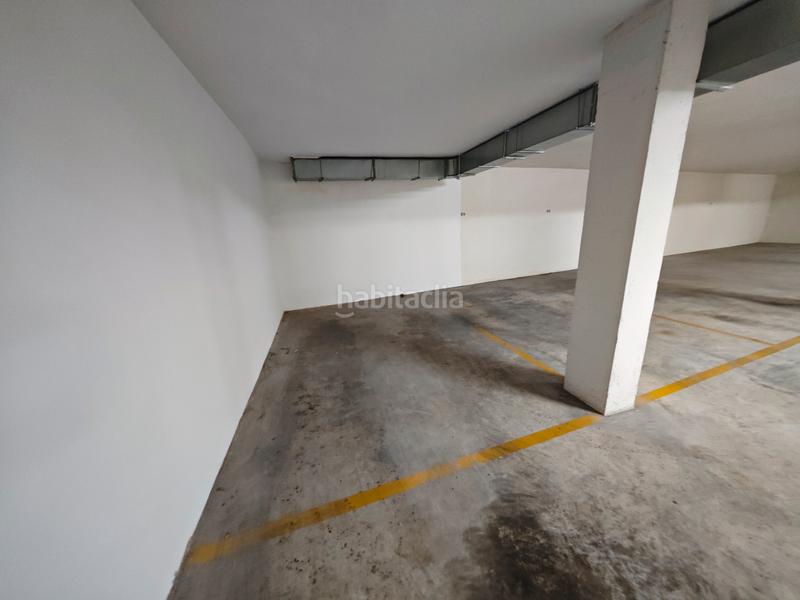 Foto 5f773c12-b65c-4f30-b422-3f5080ed4993. Autoparkplatz in carrer gregori maians 5 in Ador