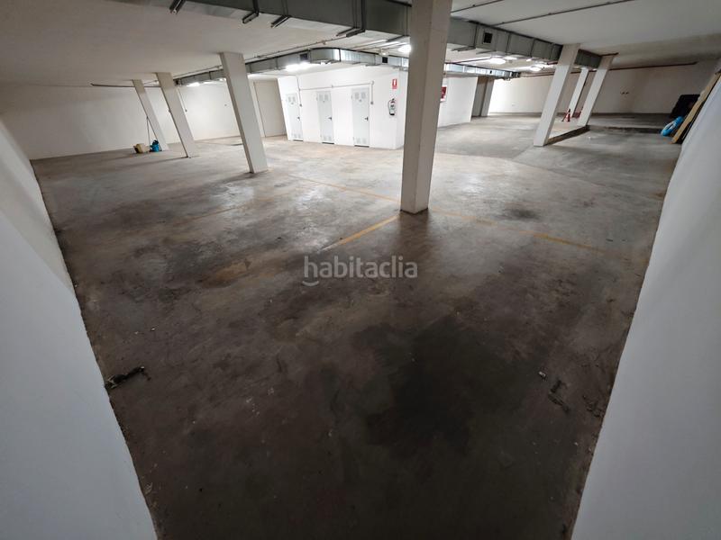 Foto ec572da1-d255-4e5e-be07-abbd6bf6ba7c. Autoparkplatz in carrer gregori maians 5 in Ador