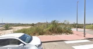 Terreny residencial a Avenida de catral 40