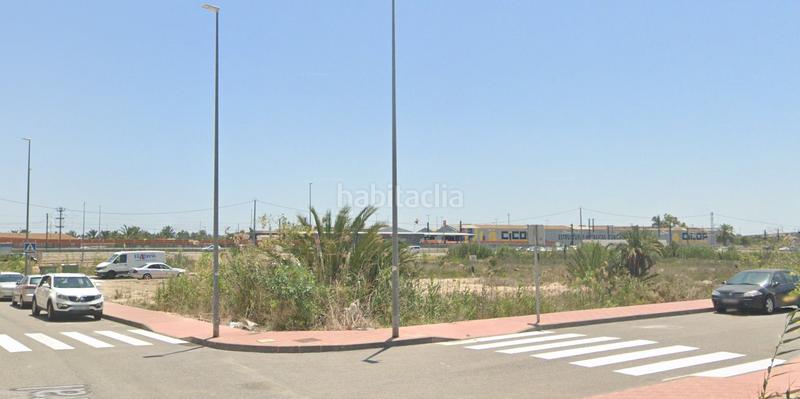 Foto c790190c-745a-40e2-9a4b-a16752f26347. Wohngrundstück in avenida de catral 40 in San Isidro