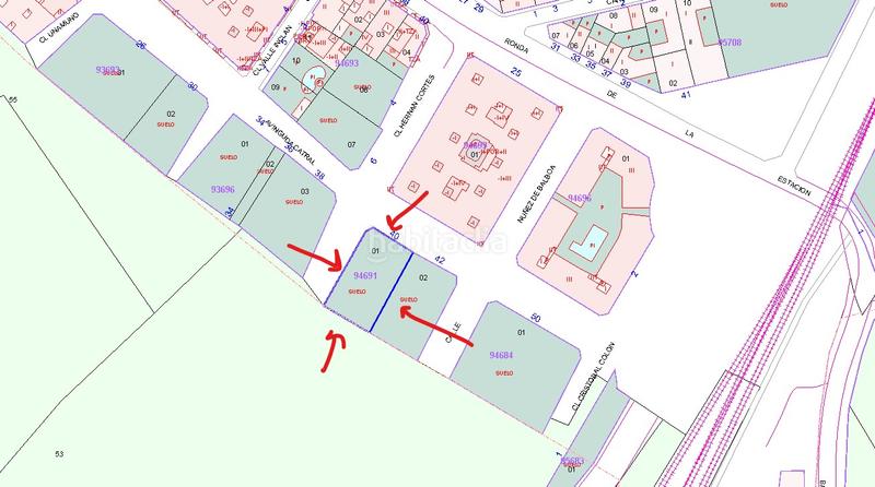 Foto dc9c2f14-85c2-4281-8fe0-a13f8afd4889. Wohngrundstück in avenida de catral 40 in San Isidro