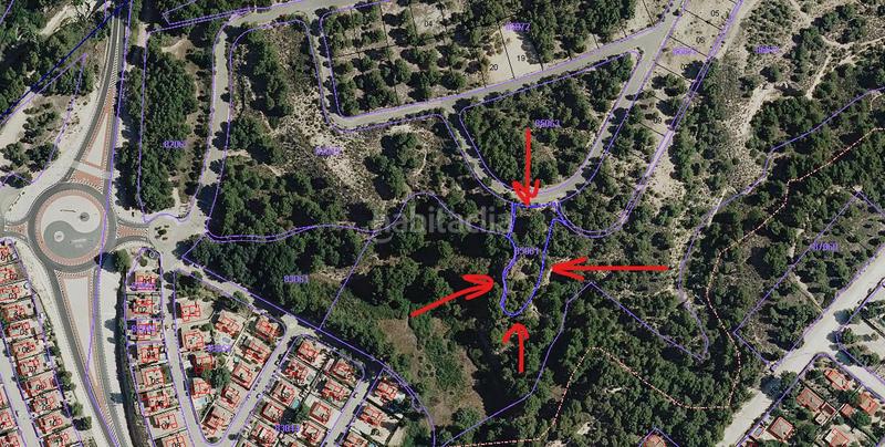 Foto f1548d4b-4d12-49e6-bbb8-e4f60a10ac35. Residential plot in urbanització terol d 22 in Tibi