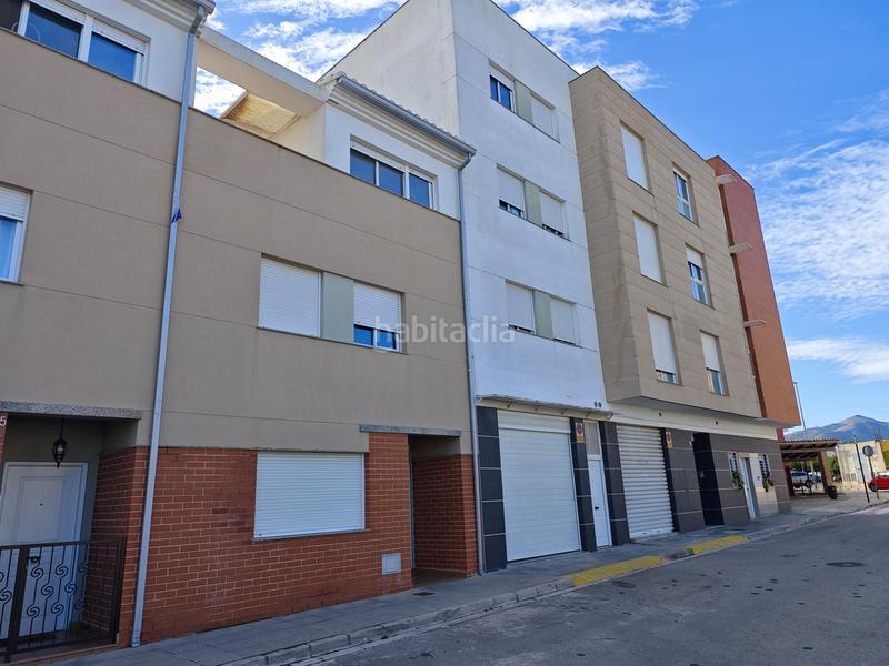 Foto d4ff31d6-b02a-4845-abf7-bed50e8e3c86. Car parking in carrer dels llavadors 9 in Potríes