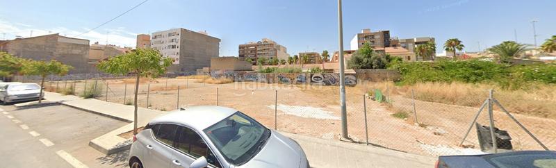 Foto ad93a681-1ee6-4fa2-84a6-678c95b4f6ed. Terreny residencial a calle reyes católicos 37 a Sant Vicent del Raspeig