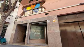 Local commercial à Carrer arquitecto guardiola 13