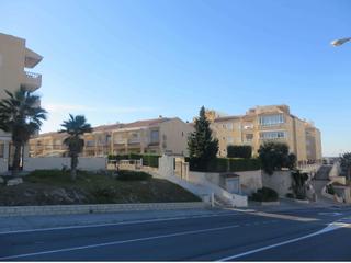 Car parking in Carrer del mar 44