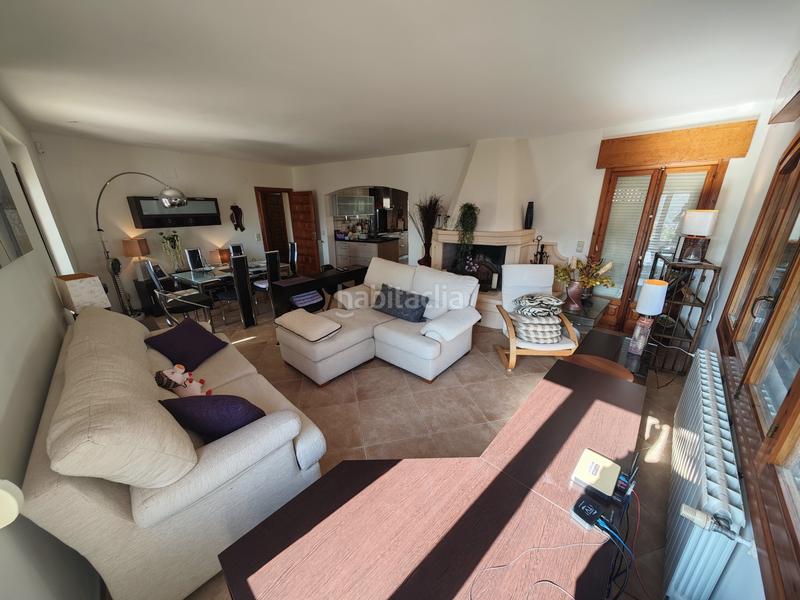 Foto dbd0f1bf-e657-4992-a578-88f4690d1800. Chalet with fireplace heating parking pool in Cometa Calp