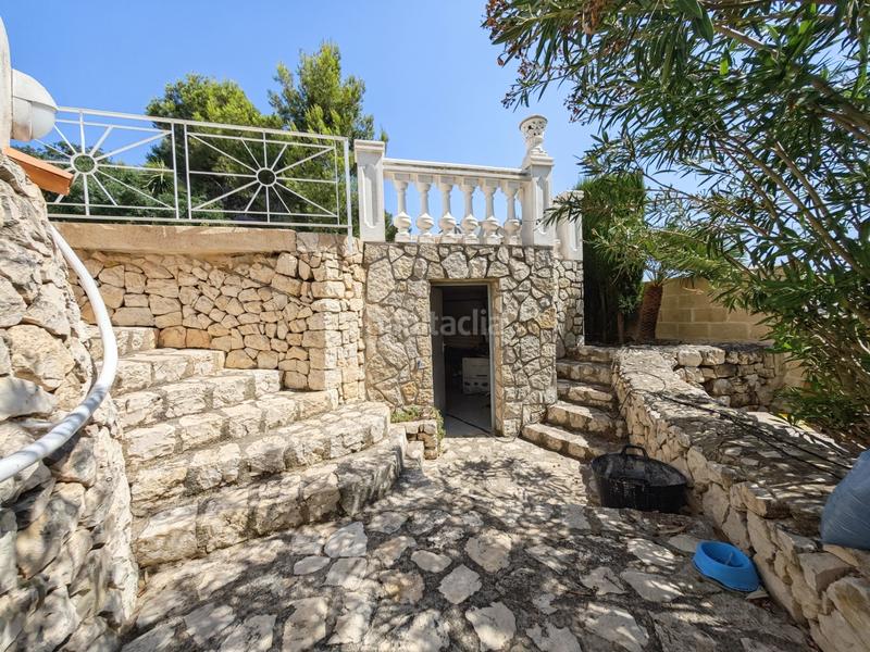 Foto d89bc3f3-a10f-4118-8b82-22fd5953654d. Xalet amb xemeneia calefacció aparcament piscina a Calp