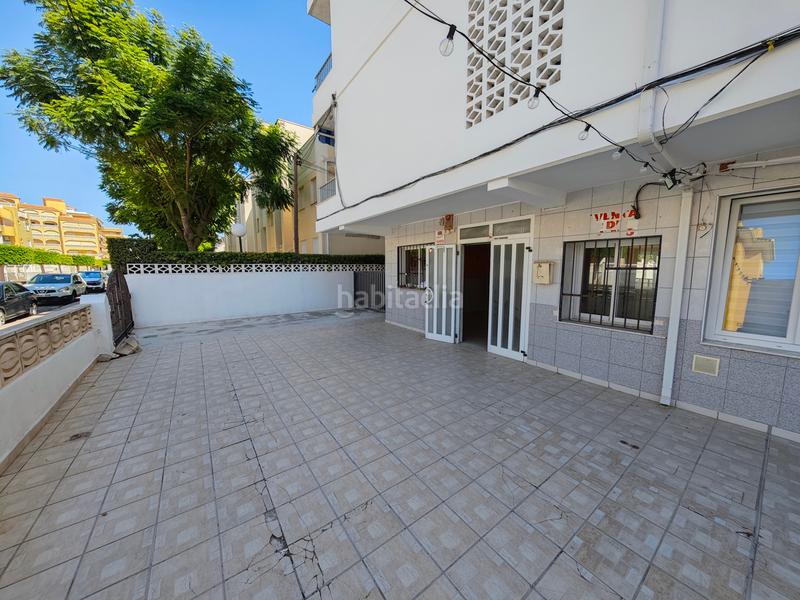 Foto 117c6adc-a36c-420b-b560-92c7351f48c6. Locale commerciale in avinguda borrons 27 in Xeraco