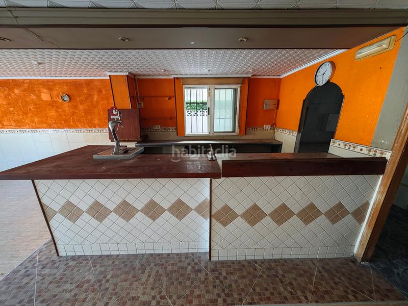 Foto 4ae3e300-fc70-4046-aee3-c2a80fbd8ede. Locale commerciale in avinguda borrons 27 in Xeraco