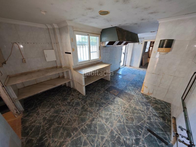 Foto 7b381839-bd76-4e40-b72c-18ac20c18e40. Locale commerciale in avinguda borrons 27 in Xeraco