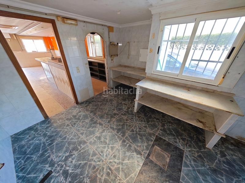 Foto 7b82ae50-939d-4430-b6da-e7b62aa58c51. Locale commerciale in avinguda borrons 27 in Xeraco