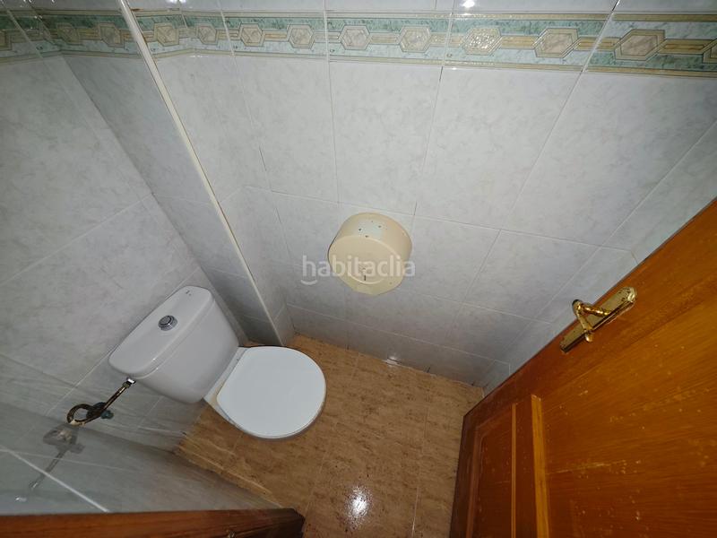 Foto eff894c4-0884-4a0f-8462-dc56b7b1df63. Locale commerciale in avinguda borrons 27 in Xeraco