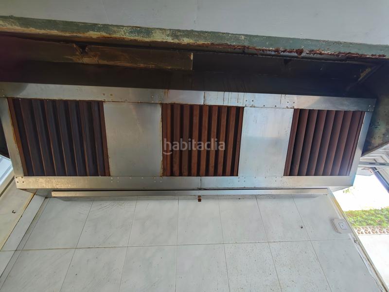 Foto f0734fba-4447-4245-949e-a5804f3766d0. Locale commerciale in avinguda borrons 27 in Xeraco