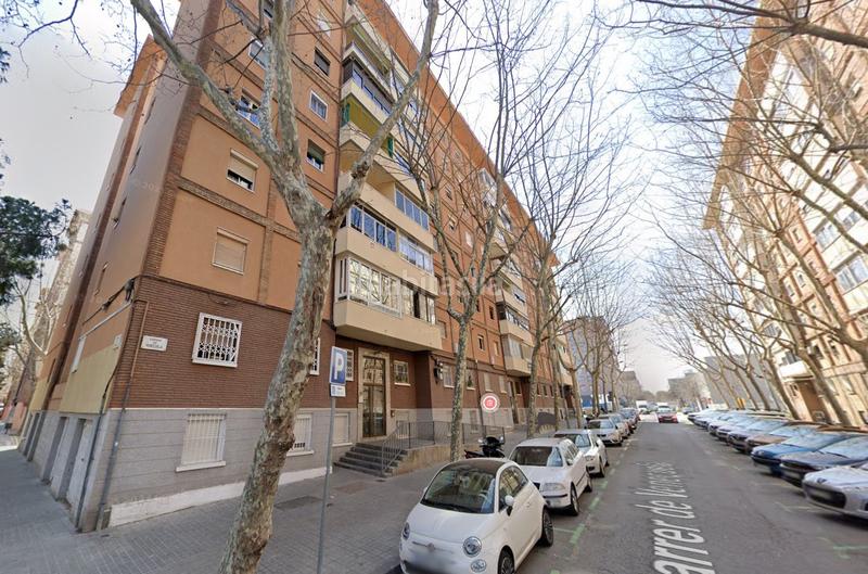 Foto 266125b8-92a3-4e66-a766-f3e838cb599f. Pis a carrer de veneçuela 172 a Besòs - Maresme Barcelona