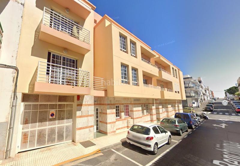 Foto 880d79ad-c8eb-4360-89f6-815a4453b132. Flat in calle benchijigua 7 in San Isidro Granadilla de Abona