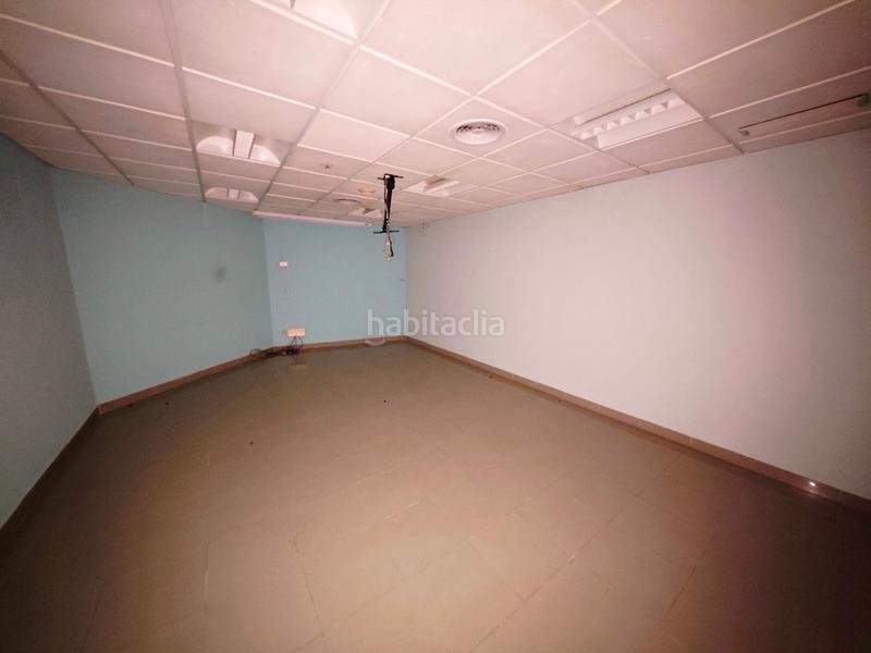 Foto 3d936707-7782-4af7-aa50-33beeab054e0. Business premise in avenida del doctor gadea 12 in Alicante