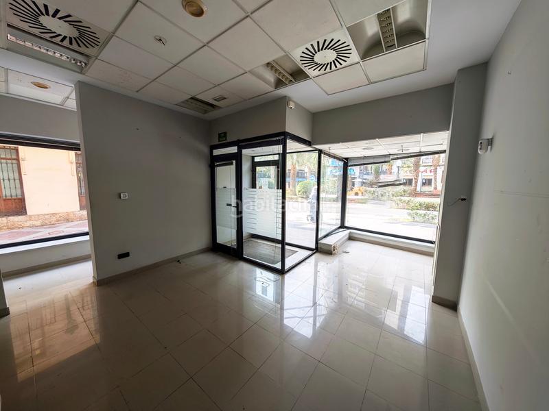 Foto 5b203a00-13d3-476b-923e-bf0cedc99230. Local comercial en avenida del doctor gadea 12 en Alicante