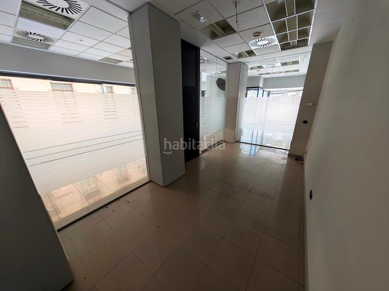 Foto 8ed783bb-917c-48ef-8161-5dce3eeebb8b. Local comercial en avenida del doctor gadea 12 en Alicante