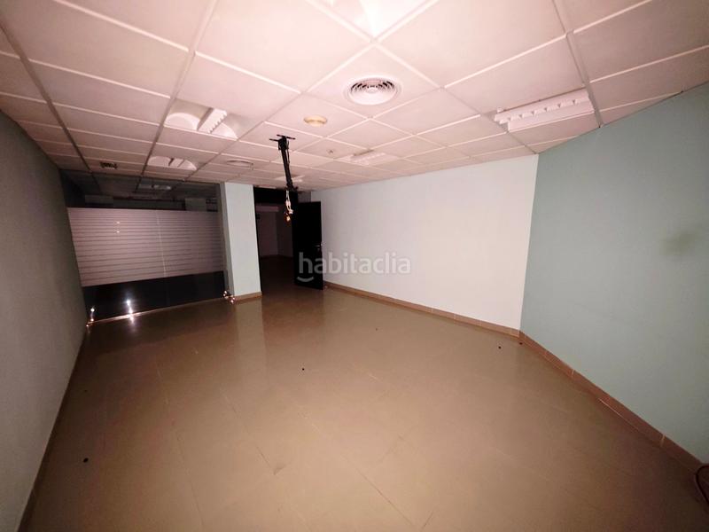 Foto ef27c7de-e41c-46cf-ab43-c94f161212bb. Local comercial en avenida del doctor gadea 12 en Alicante