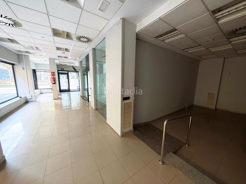 Foto 12108ebe-635d-4465-b586-32a54e010797. Locale commerciale in avenida del doctor gadea 12 in Alicante